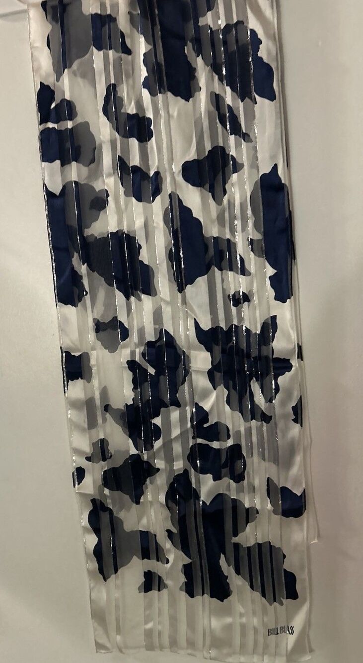 Vintage Bill Blass 80s High Contrast Print Scarf 11”x55” Navy Silver Vertical - Picture 6 of 7